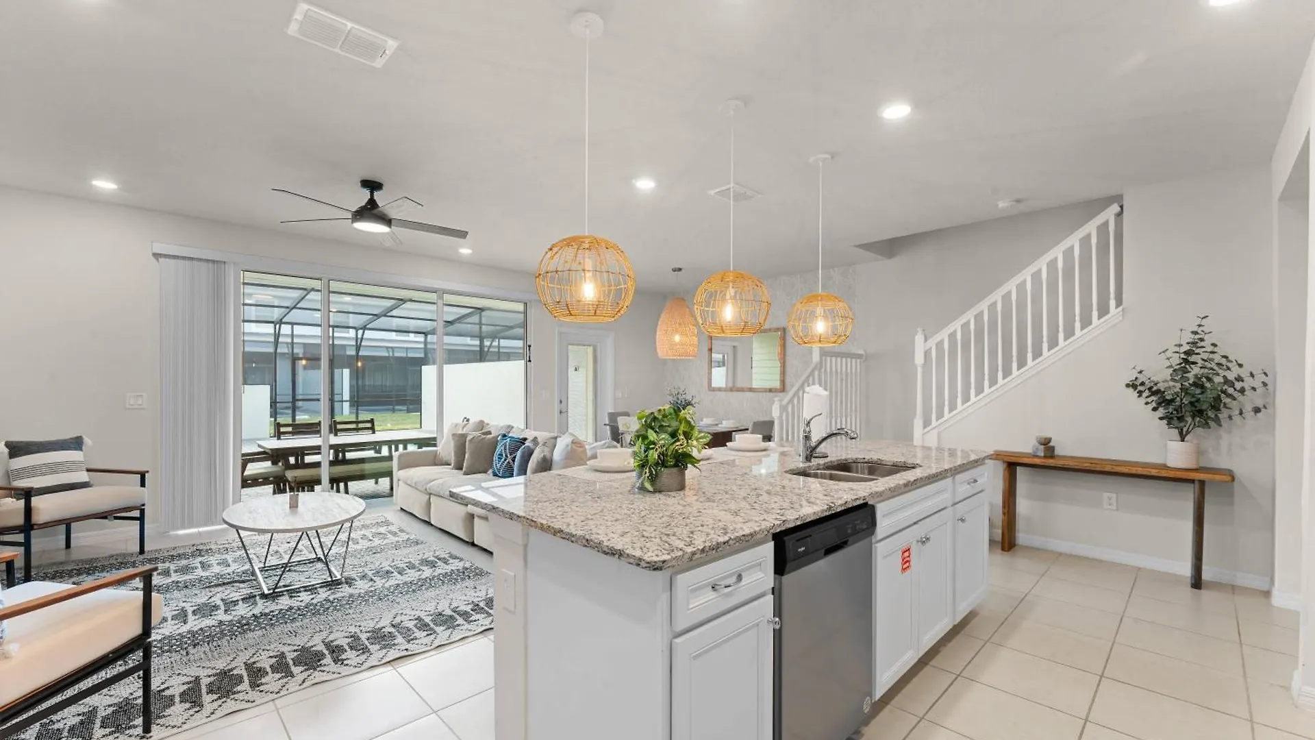 Relax In Style With Private Pool, Bbq And More Davenport 0*,